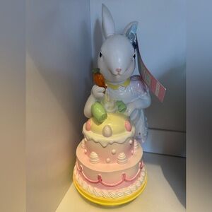 Easter Bunny Rabbit 14” Pastry Chef Decorating Tier Cake Pedistal Figure Decor